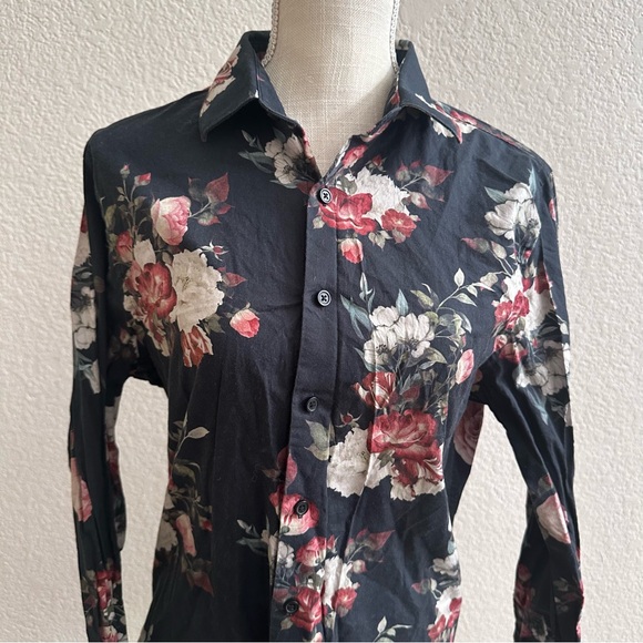 EXPRESS Extra Slim Top Black Floral Print Button Up Shirt Women's Size Medium - Picture 2 of 5